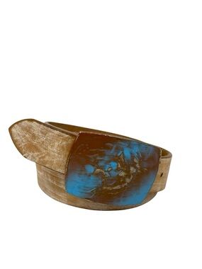 Belt Shak Distressed leather belt with aged buckle